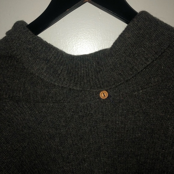 Vintage St Martins enlarge Charcoal Wool Blend Sweater- 70 percent wool- used - Picture 7 of 9